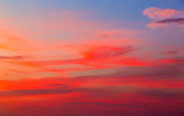 日没時のカラフルな空 日の出日の出 — ストック写真