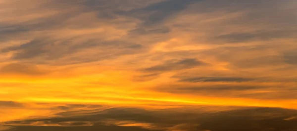 Fundo Nuvem Branca Abstrata Bonita Espaço Livre Céu Azul Dramático — Fotografia de Stock