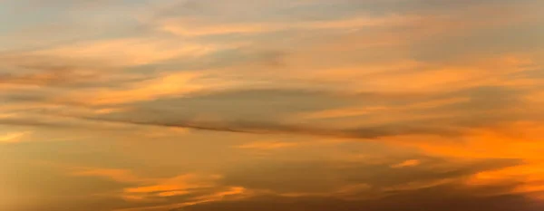 Céu Com Nuvem Pôr Sol Céu Cor Luz Solar Fundo — Fotografia de Stock