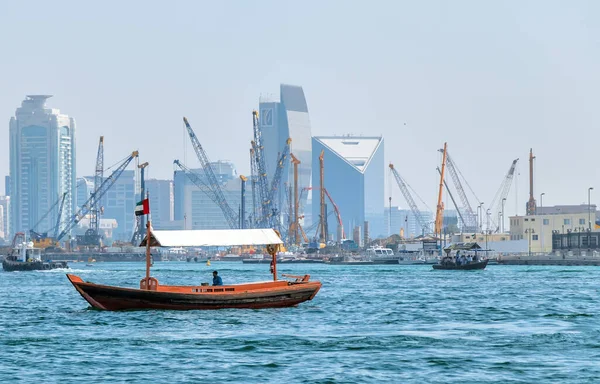 Dubai Emirados Árabes Unidos Jan 2016 Abra Ride Canal Água — Fotografia de Stock