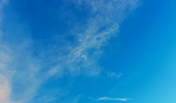 Nuages Blancs Dans Fond Bleu Ciel — Photo