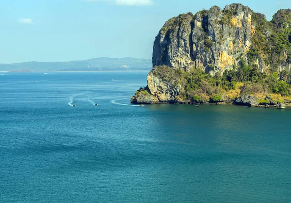 Limestone Karsts Landscape Railay Beach Nature Scenery Country Scenic Image — Stock Photo, Image