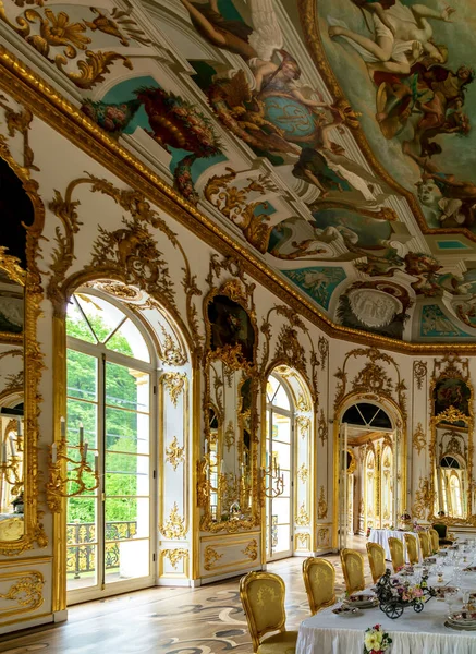 상트페테르부르크 푸시킨 Russia 2014 Hermitage Pavilion Interior Mechanical Table Dining — 스톡 사진