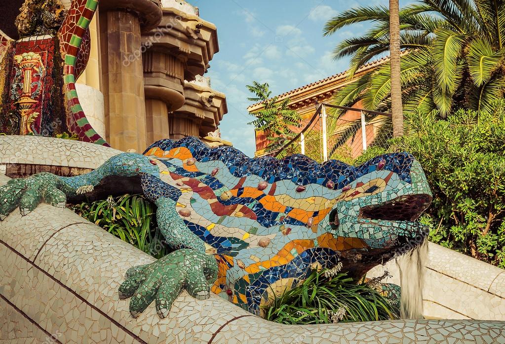 スペイン モザイク ガウディ カエル 置物 サクラダファミリア カエル モザイク オブジェ サグラダ・ファミリア ガウディ バルセロナ