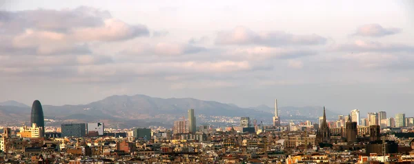 Zonsondergang Barcelona. Spanje — Stockfoto