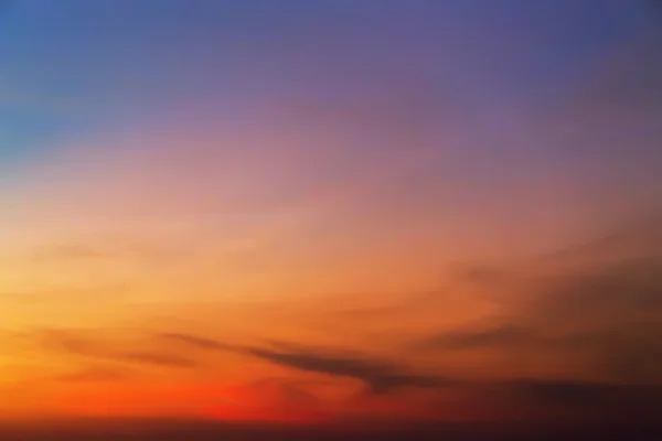 Tropisk solnedgång sommarhimmel — Stockfoto