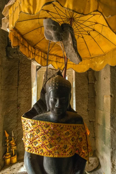 Posąg Buddy Bayon świątyni Angkor w Kambodży — Zdjęcie stockowe