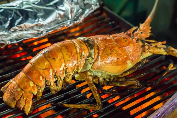龙虾海鲜烧烤 — 图库照片