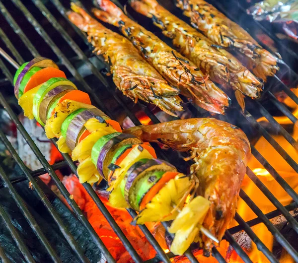 Camarones a la parrilla Parrilla Barbacoa —  Fotos de Stock