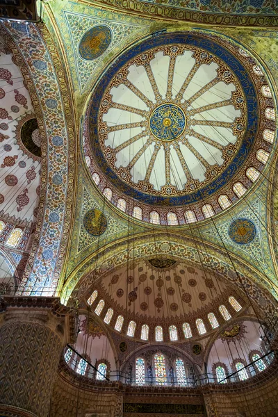 Interior da Mesquita Azul, Istambul. Turquia — Fotografia de Stock