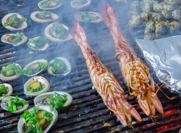Schalentiere Grill Kochen Meeresfrüchte — Stockfoto