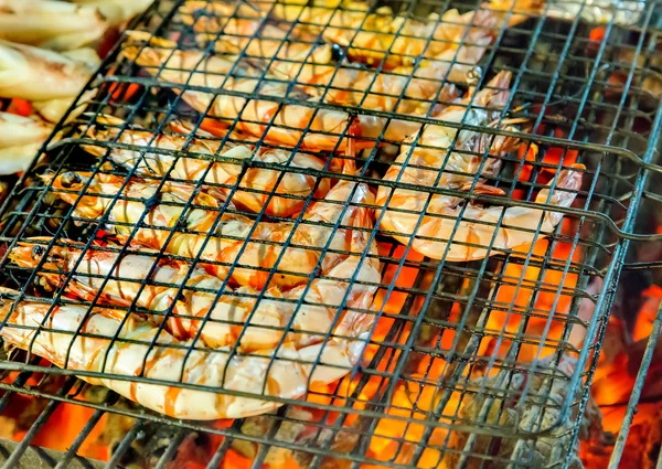 Camarones Barbacoa Parrilla cocina mariscos . —  Fotos de Stock