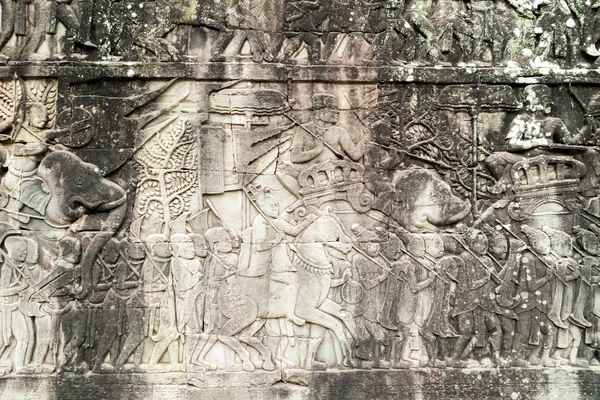 Flachrelief an der Wand, Angkor, Kambodscha — Stockfoto