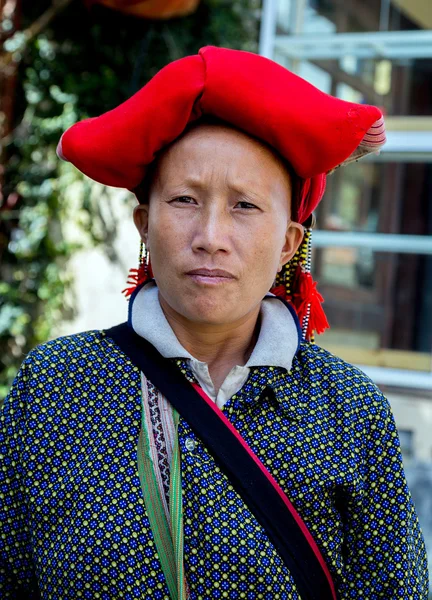 Vrouw Red Dao minderheid — Stockfoto