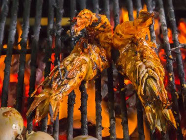 Karides mangalda ızgara
