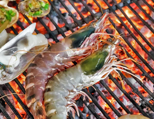 烤龙虾烹饪 — 图库照片