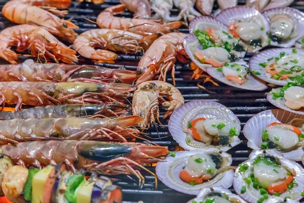 Cooking seafood street food — Stock Photo, Image