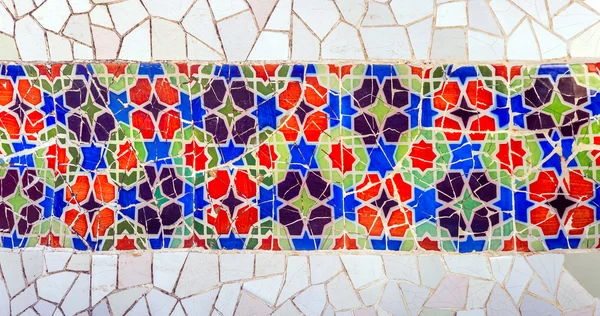 Parede de mosaico barcelona gaudi — Fotografia de Stock