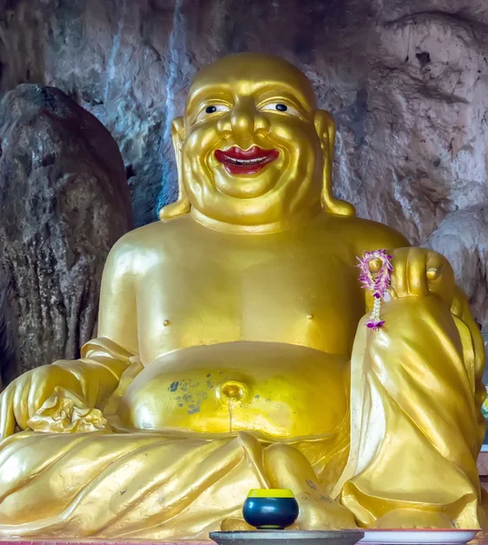 Buddha in wat tham sua — Stockfoto