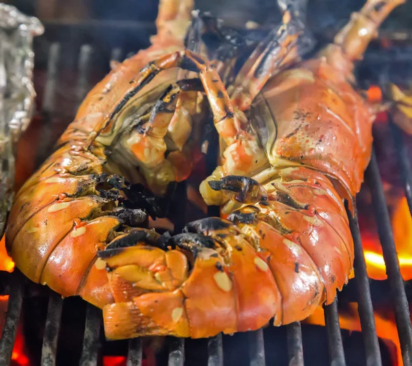Red lobsters GRILLED SEAFOOD — Stock Photo, Image