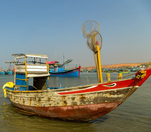 Рыболовные лодки Sunrise — стоковое фото