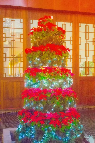 Vánoční stromeček barevné dekorace — Stock fotografie