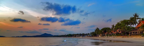 Céu quente tropical por do sol — Fotografia de Stock