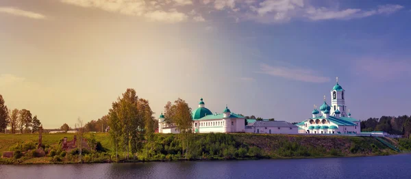 Свято-Троицкий Александро-Свирский монастырь — стоковое фото