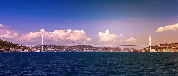 Bosphorus bridge, Istanbul, Turkey — Stock Photo, Image