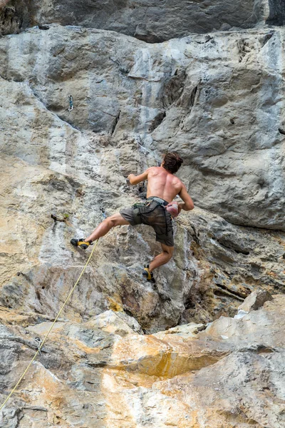 Гірського скелелазіння екстремальний спорт — стокове фото