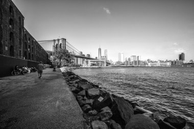 Brooklyn bridge park. Brooklyn bridg önünde açılış fulton