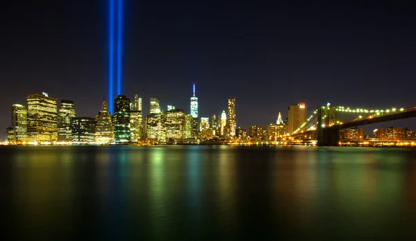 Hommage à la Lumière. Centre ville de New York — Photo