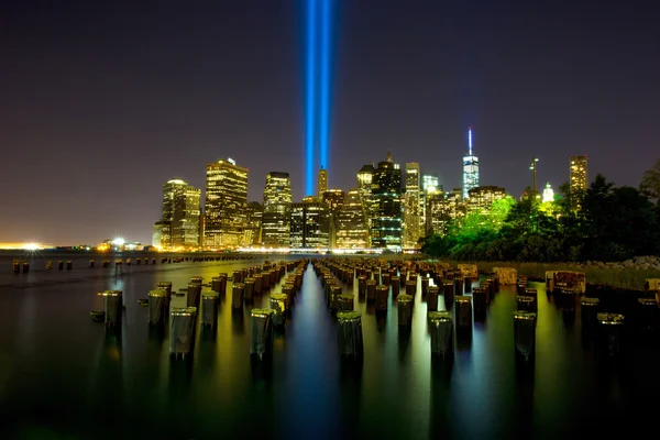 Homenaje a la Luz. Centro de Nueva York — Foto de Stock