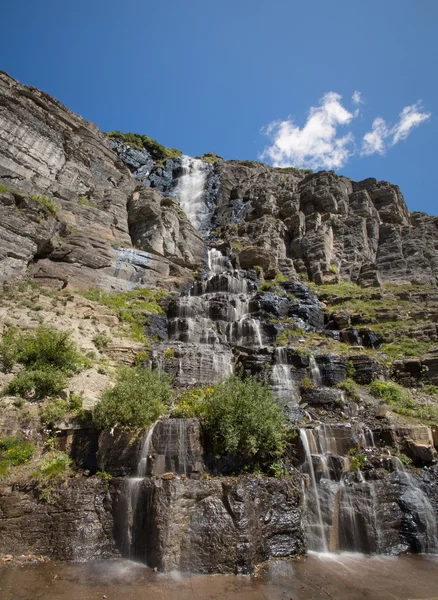 Vattenfall i glacier national park — Stockfoto