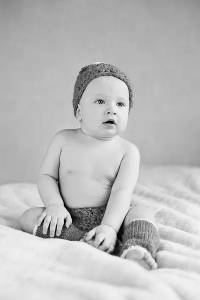 Funny babyjongen — Stockfoto