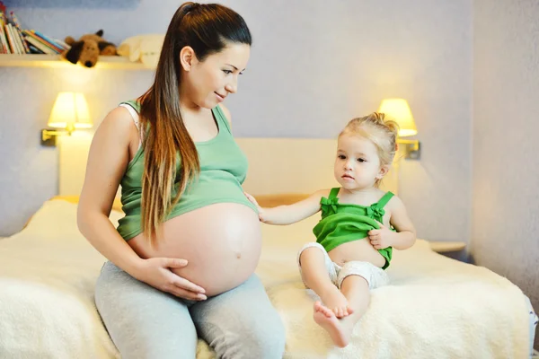 Mère et son bébé fille — Photo