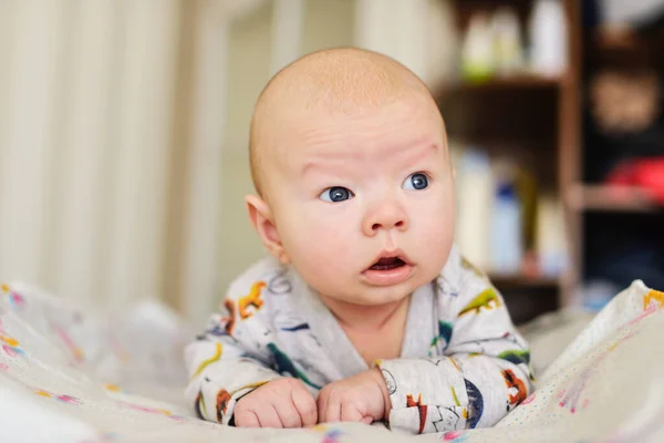 Newborn Laying Tummy Changing Table — Stock Photo, Image