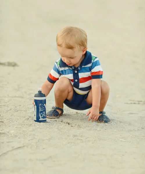 Toddler chłopiec — Zdjęcie stockowe