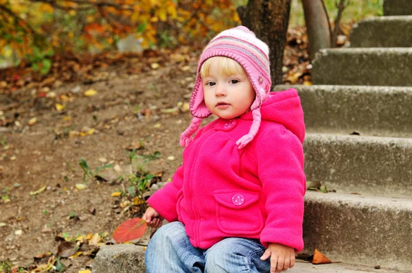 Baby in fall — Stock Photo, Image