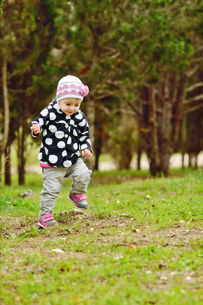 Baby girl is running — Stock Photo, Image