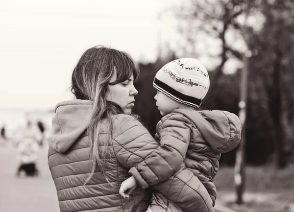 Mãe e filho — Fotografia de Stock