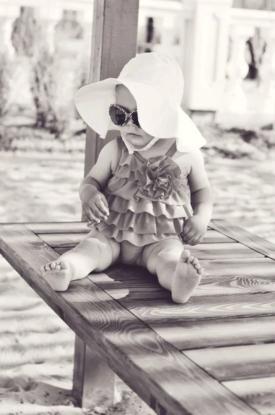 Schattig zomer baby — Stockfoto