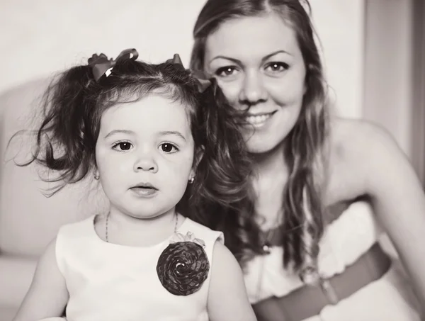 Mother and daughter — Stock Photo, Image