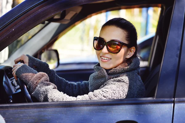 Woman in car — Stock Photo, Image