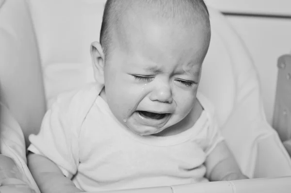 Lilla bebis gråter — Stockfoto