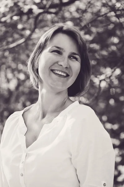 Mujer feliz — Foto de Stock