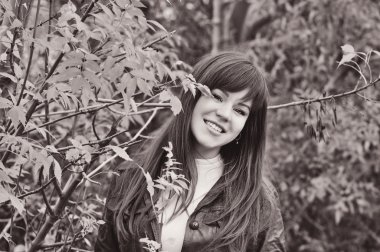 Kızıl saçlı kız Güz