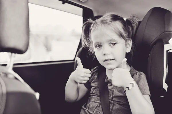 Girl in car — Stock Photo, Image