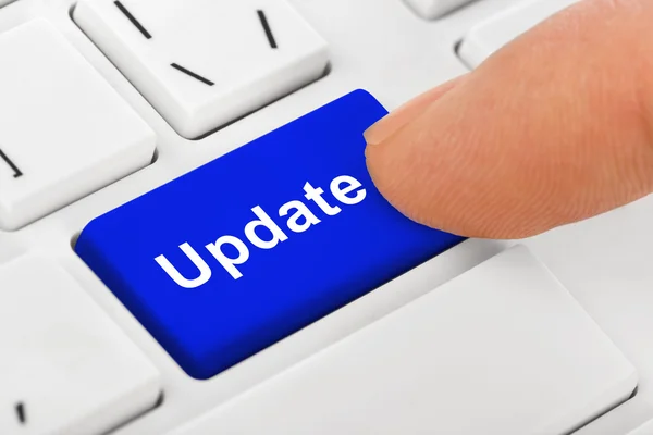 Computer laptop toetsenbord met update sleutel — Stockfoto