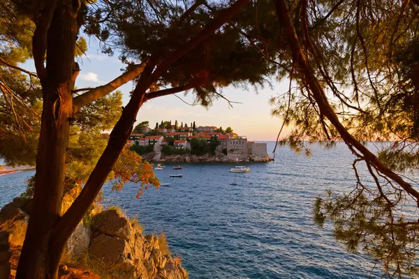 Sziget Sveti Stefan - Montenegró — Stock Fotó